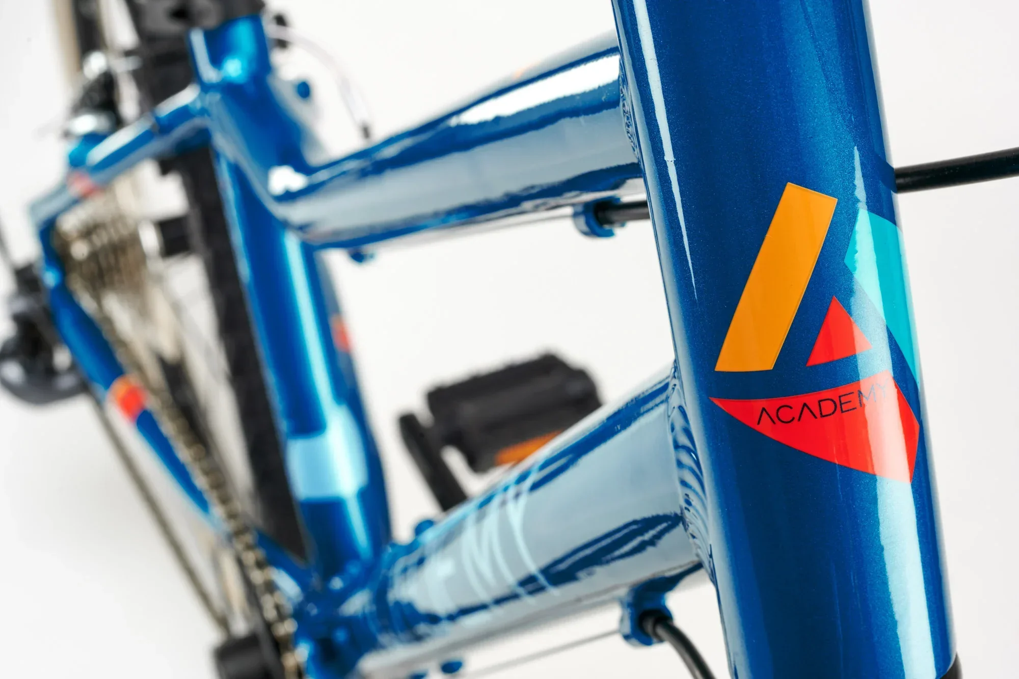 Academy Grade 4 8-Speed - Image 8