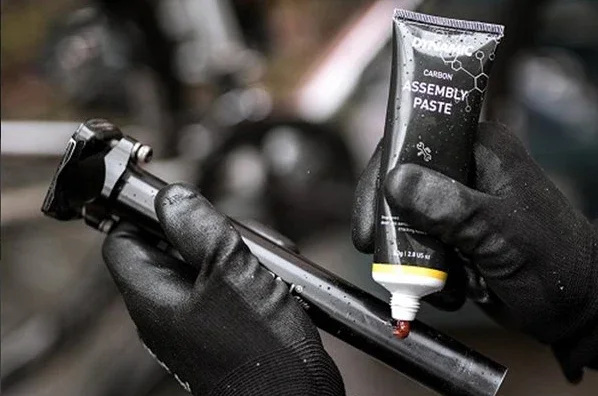 Dynamic Carbon Assembly Paste - Image 5